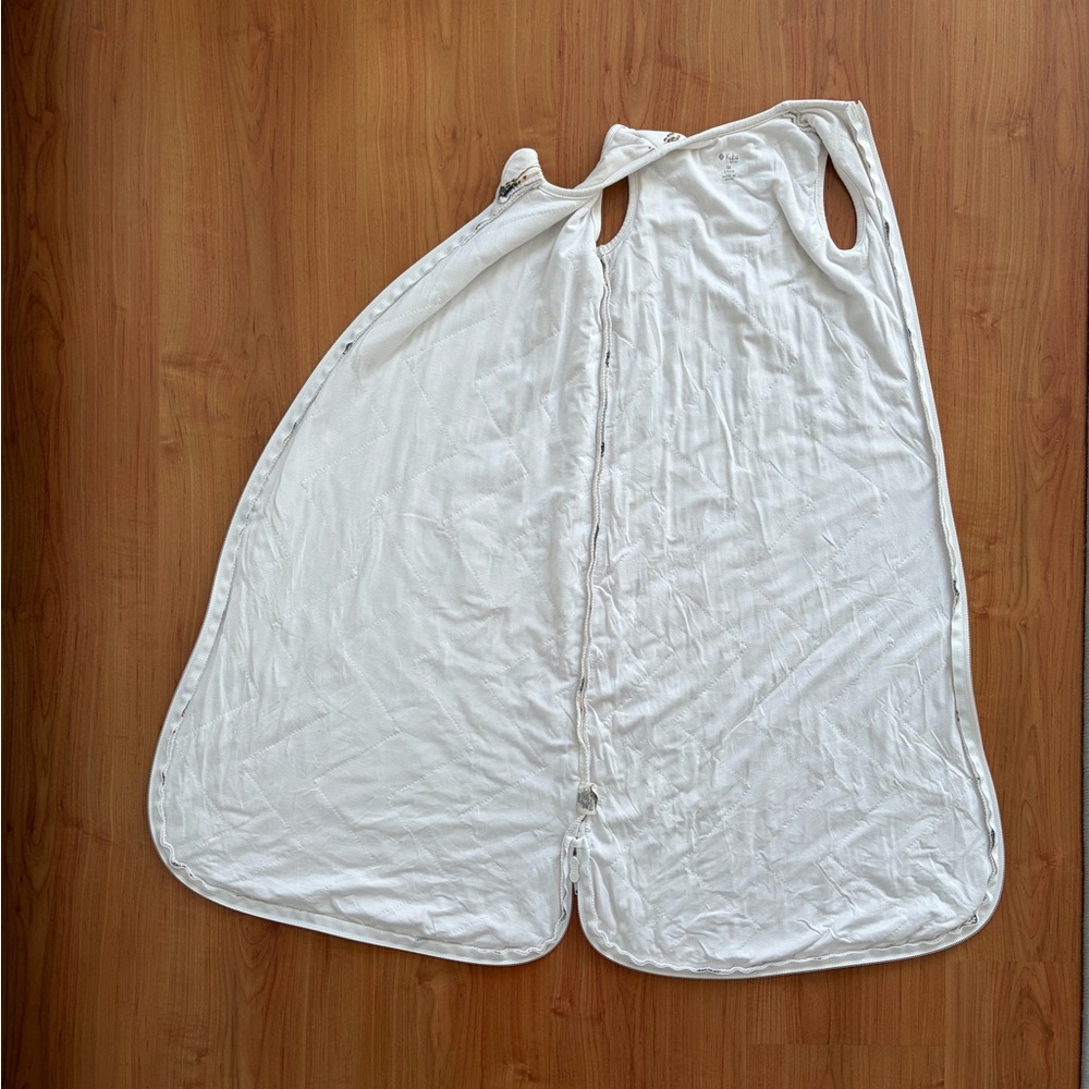 Kyte BABY 1.0 M Sleep Sack | Giraffe Print - Picture 4 of 10